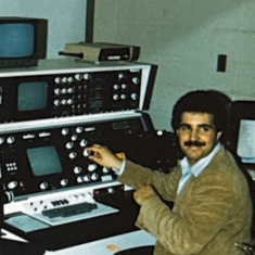 Oliver at a scanning electron microscope in the 90s
